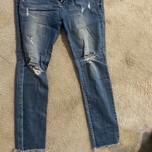Women’s juniors cropped jeans
